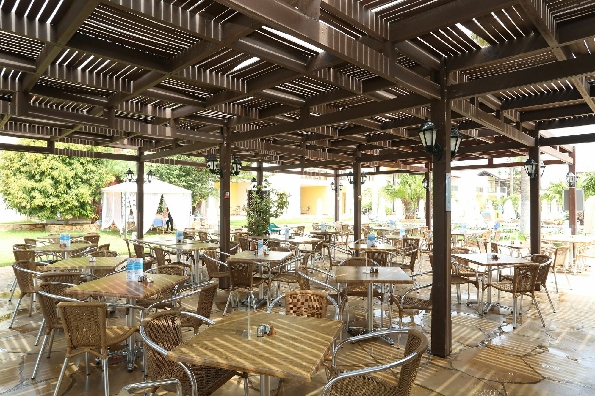 Θέρετρο Atlantica Panthea 4*